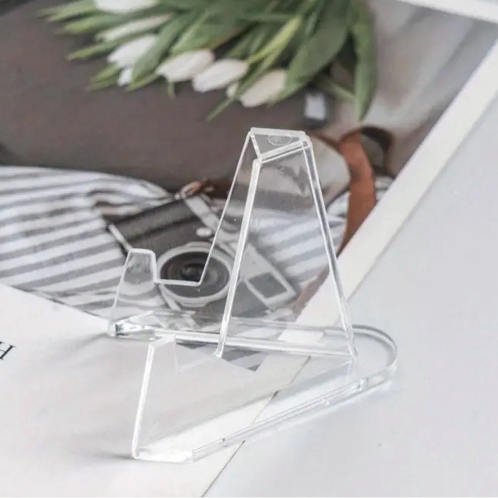 2pcs Bundle Easel Stands Wallets, Cellphones & etc